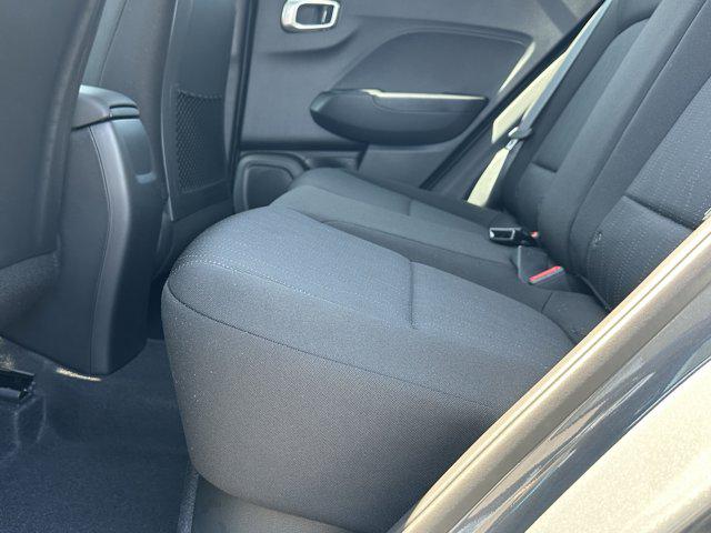 2025 Hyundai Venue SE photo 17