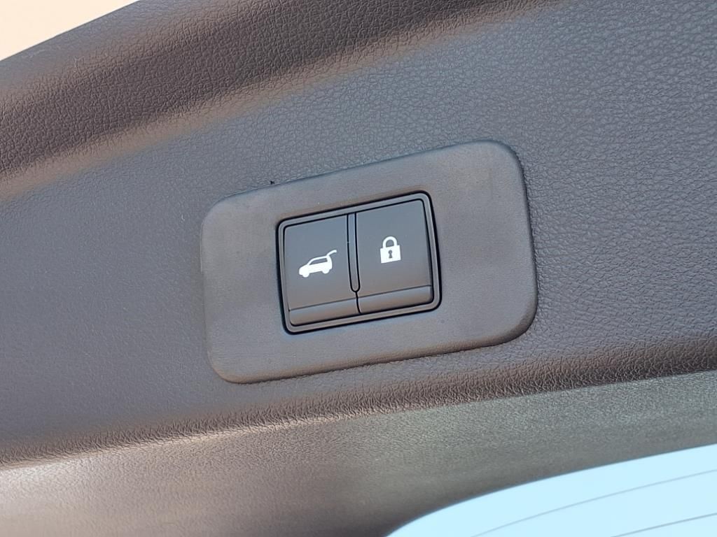 2025 Nissan Murano SL photo 22