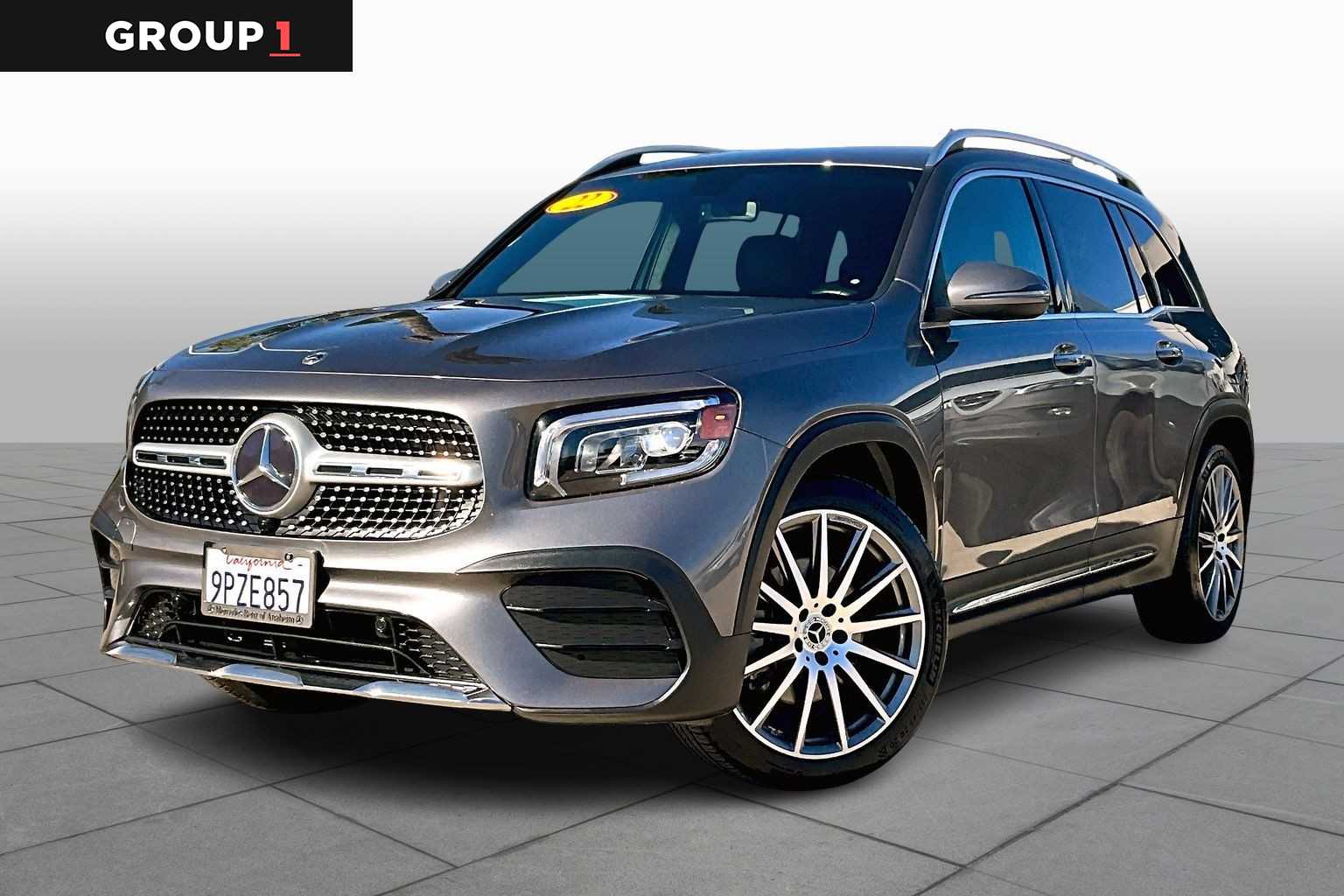 2022 Mercedes-Benz GLB's photo