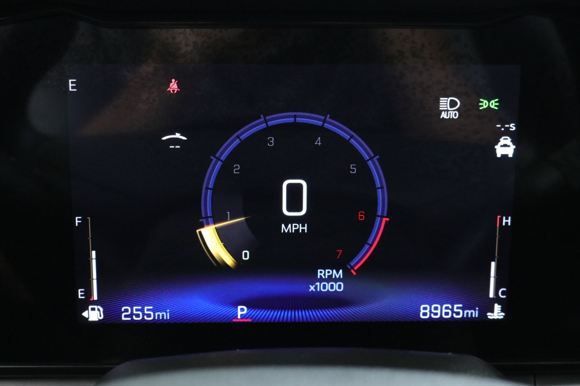 2025 Chevrolet Trax LT photo 12