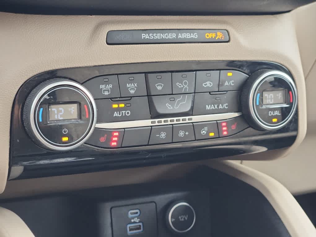 2021 Ford Escape SE Sport photo 12