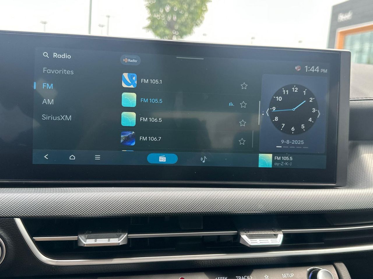 2025 Hyundai Sonata SEL photo 14