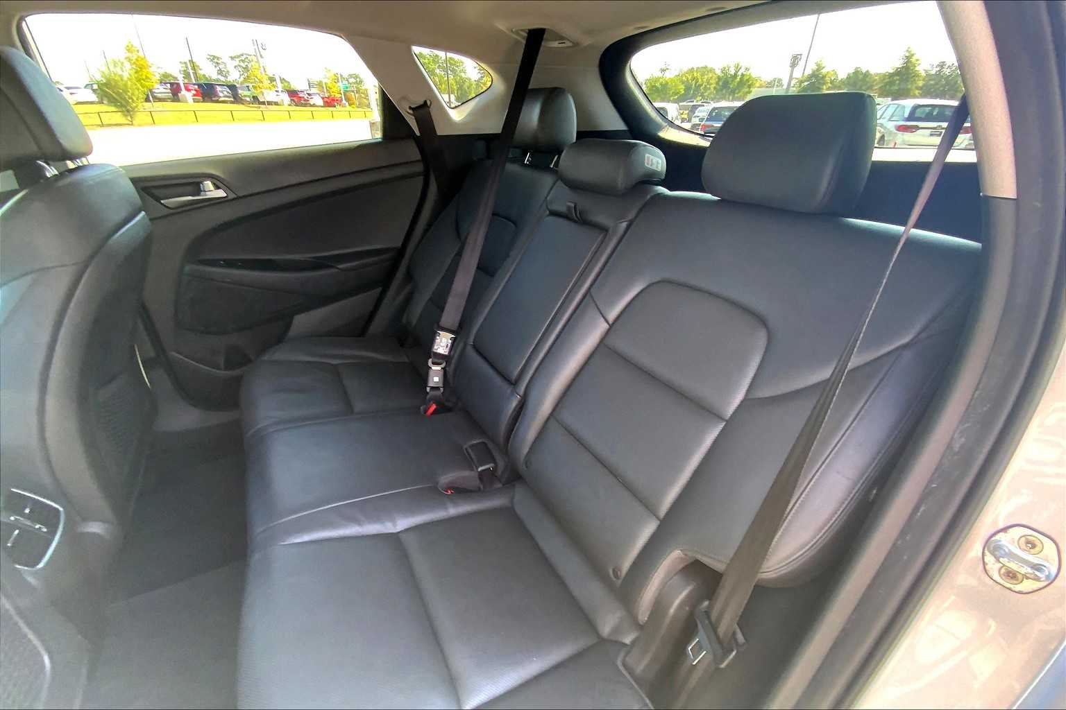 2016 Hyundai Tucson Limited photo 18