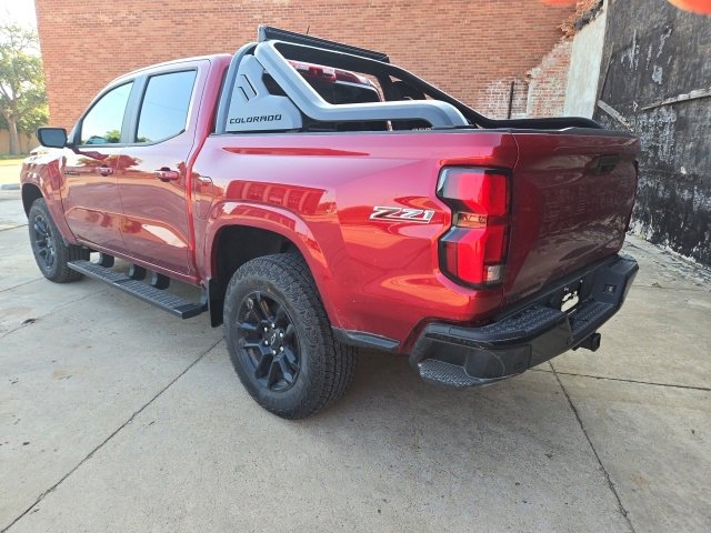 2025 Chevrolet Colorado Z71 photo 4