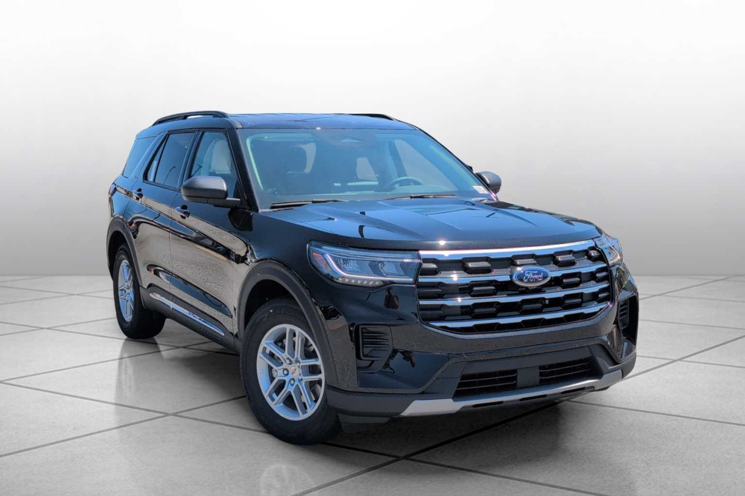 2025 Ford Explorer photo 11