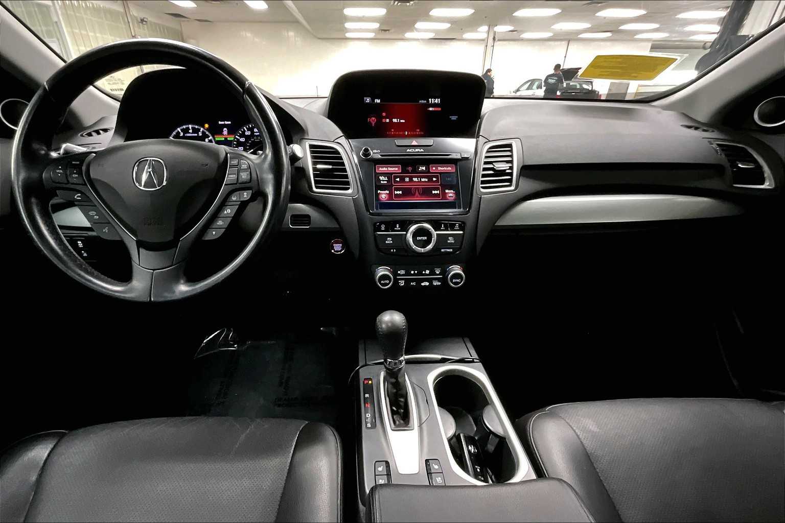 2018 Acura RDX Advance photo 15
