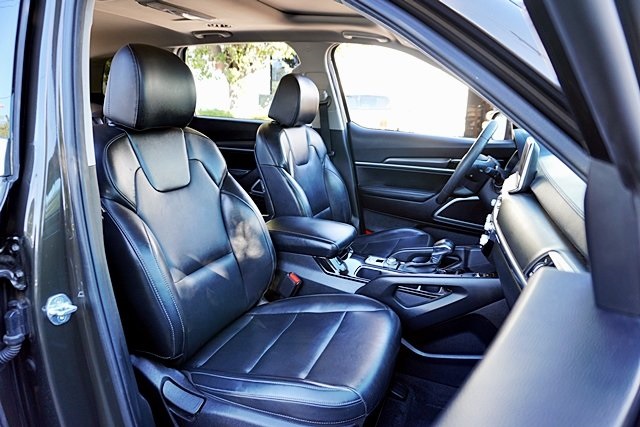 Used 2022 Green Kia S image 11