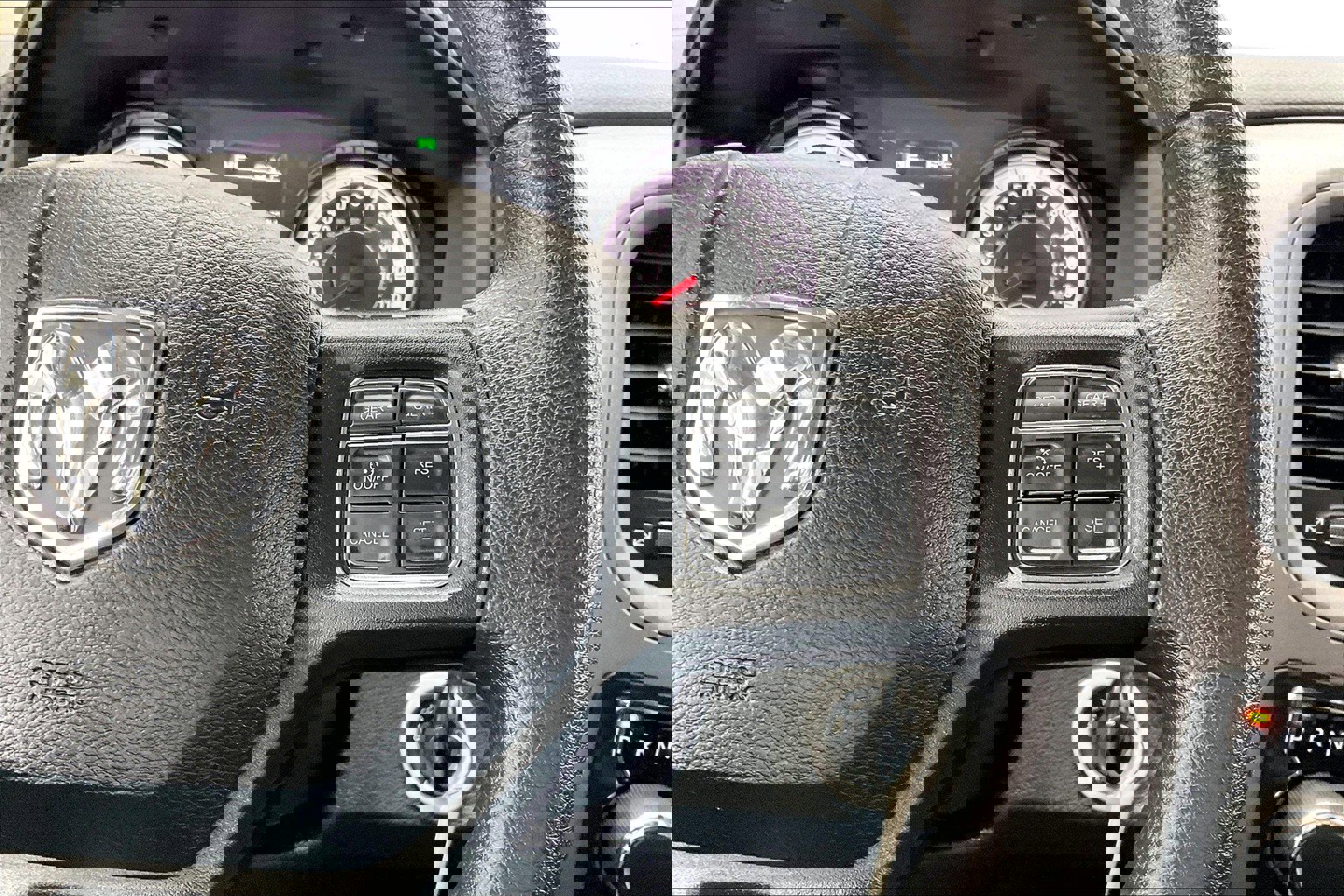 2021 Ram 1500 Classic Tradesman photo 18