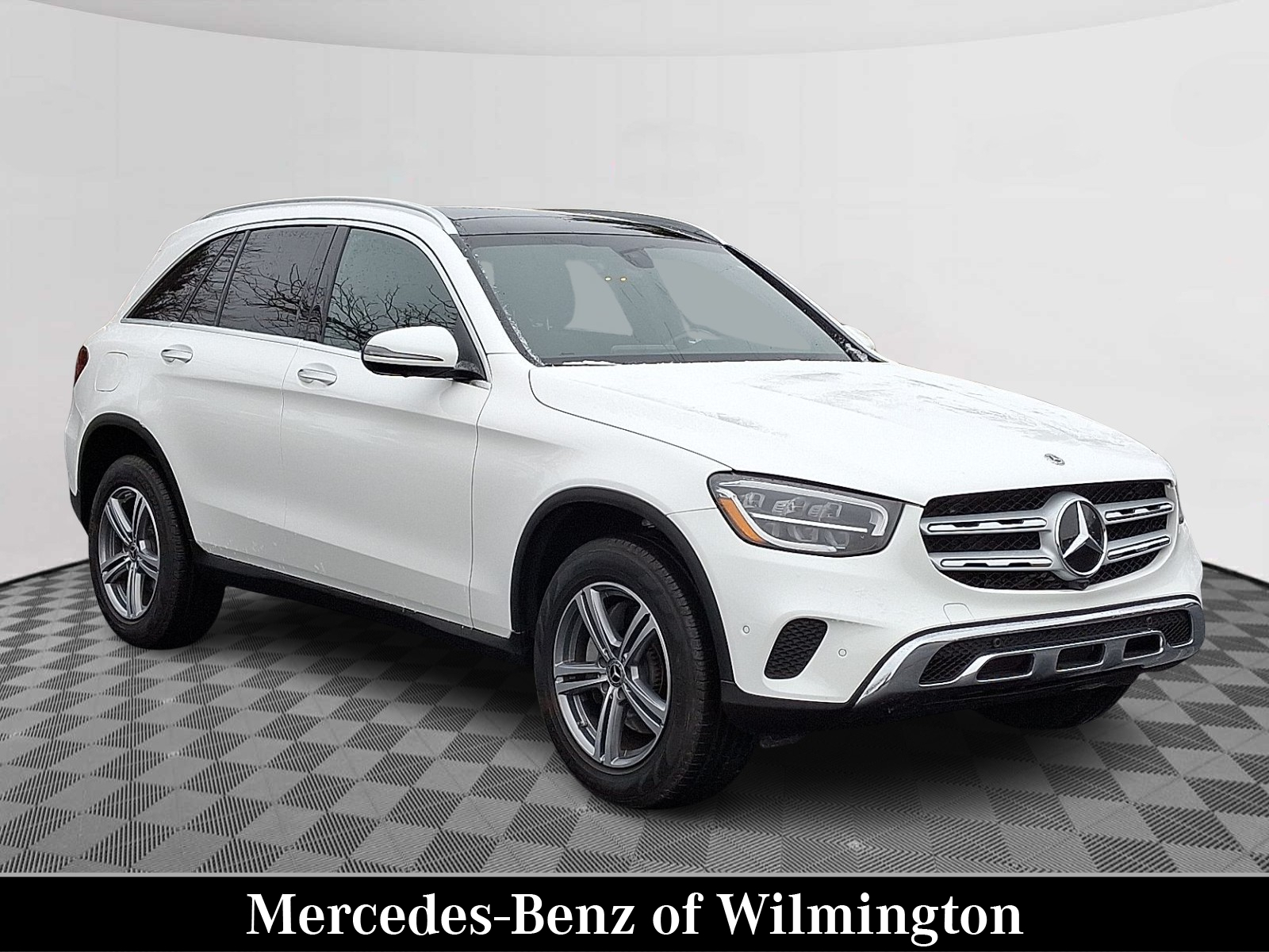 2021 Mercedes-Benz GLC GLC300's photo
