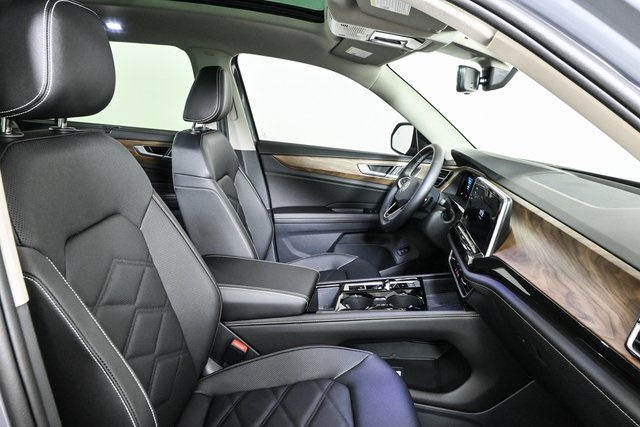2026 Volkswagen Atlas SE Technology photo 21