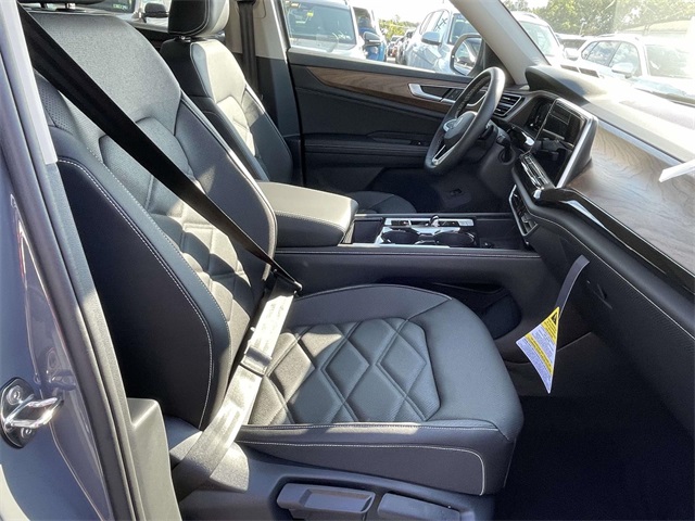 2026 Volkswagen Atlas SE Technology photo 15