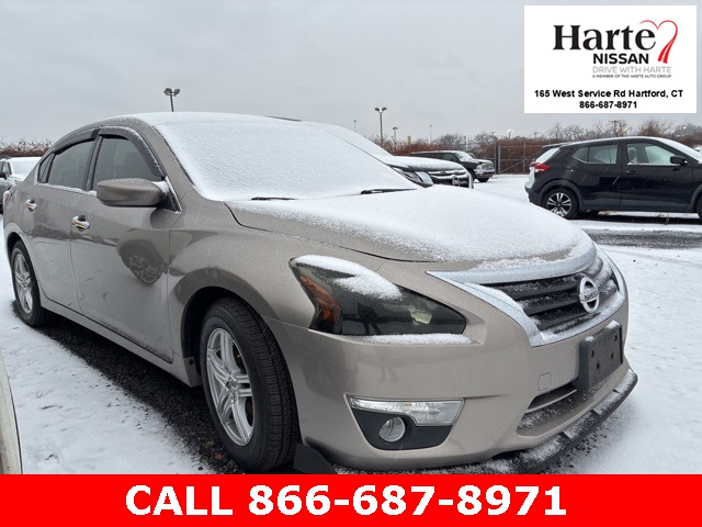 2014 Nissan Altima 2.5 S photo 3