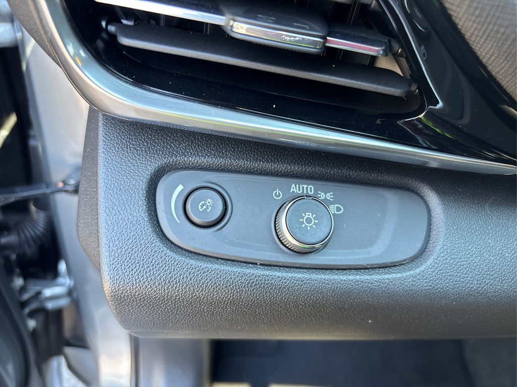 2024 Buick Envista Avenir photo 24