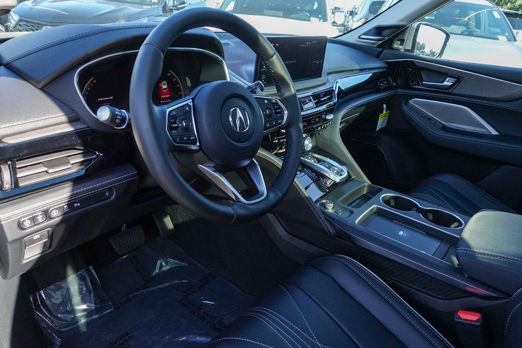 2026 Acura MDX Sport Advance photo 5