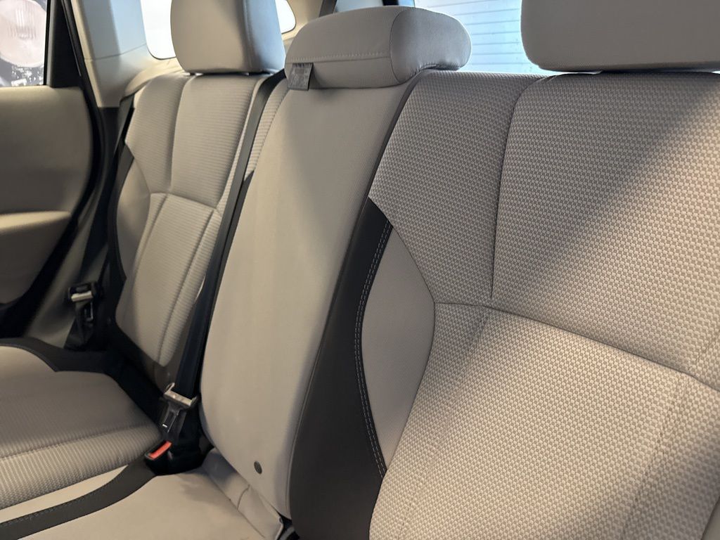2022 Subaru Forester Base photo 13