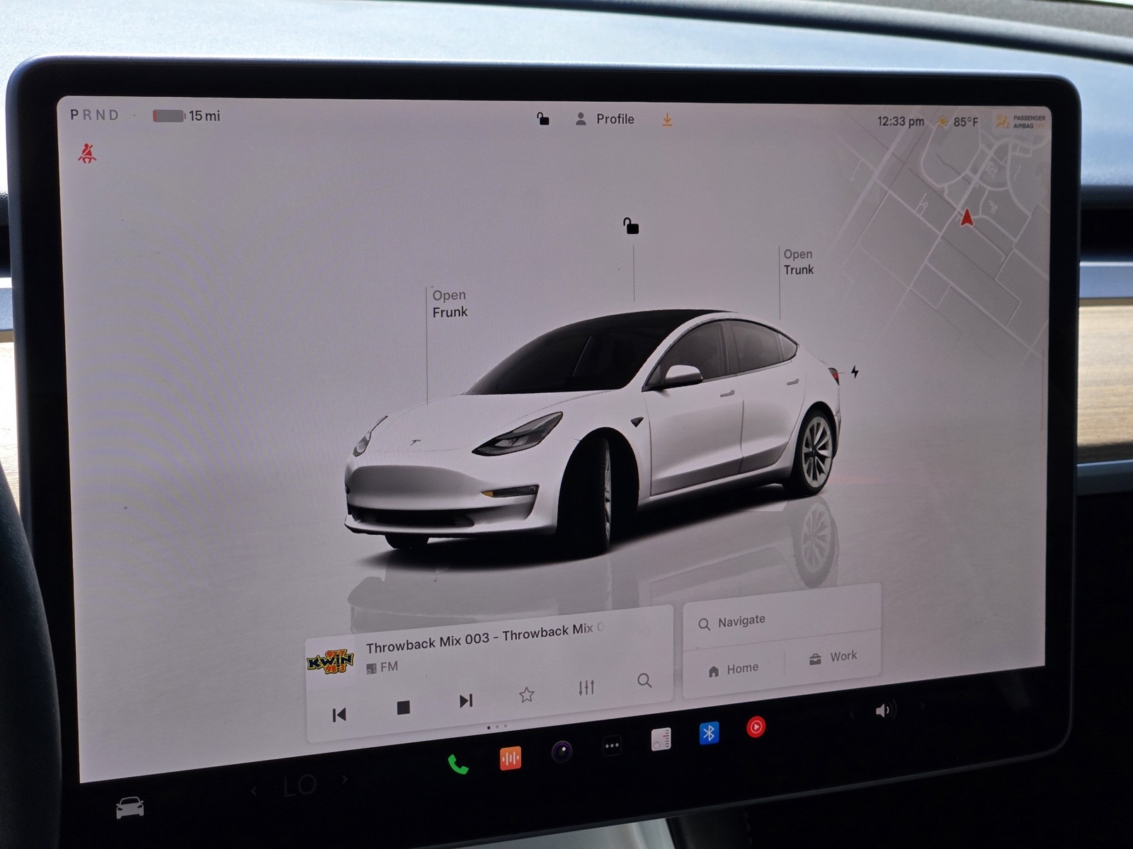 2023 Tesla Model 3 photo 16