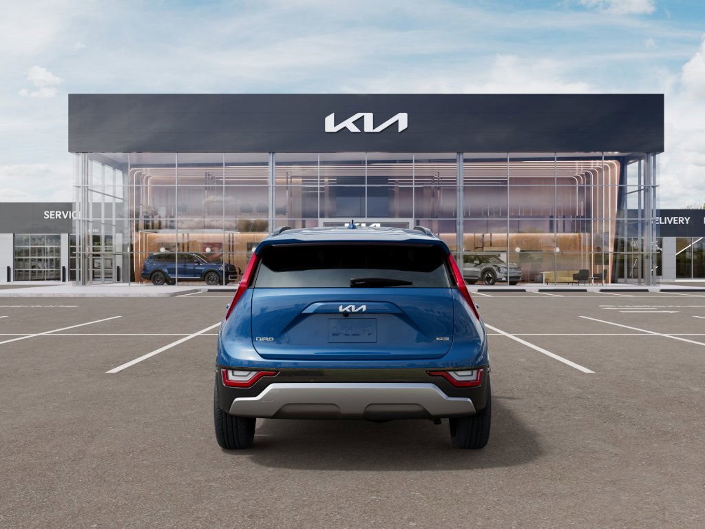2025 Kia Niro Plug-In Hybrid SX photo 4