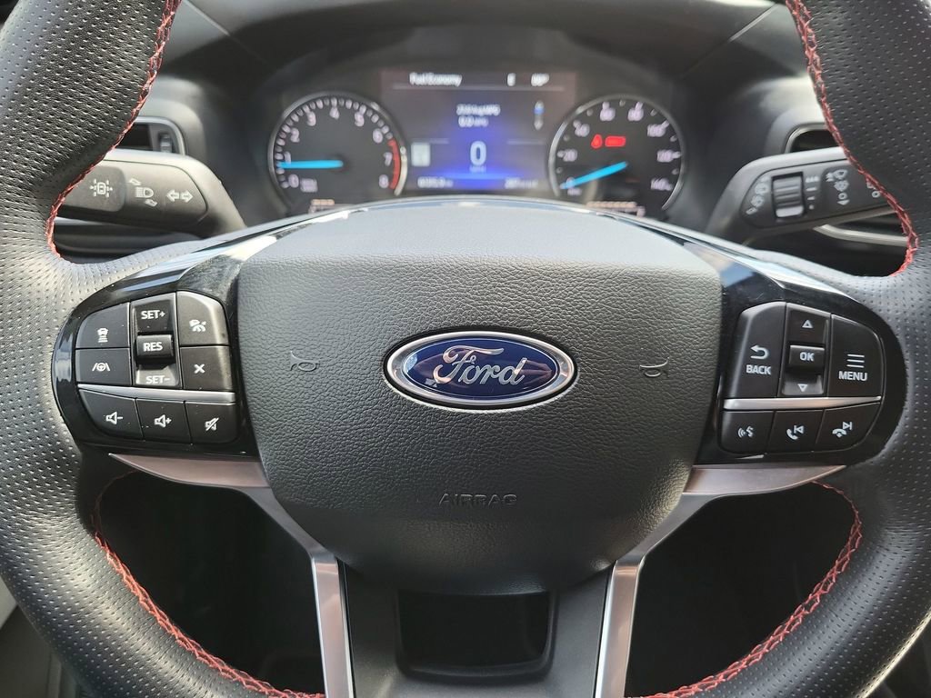 2022 Ford Explorer ST-Line photo 9