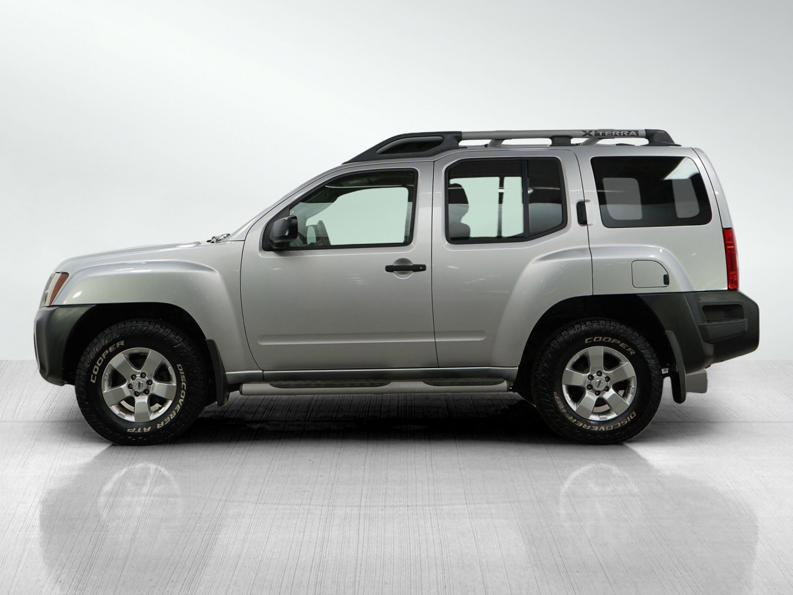Used 2009 Nissan Xterra S with VIN 5N1AN08W89C502552 for sale in Burnsville, Minnesota