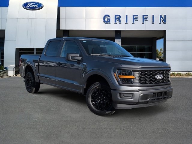 2025 Ford F-150 STX's photo