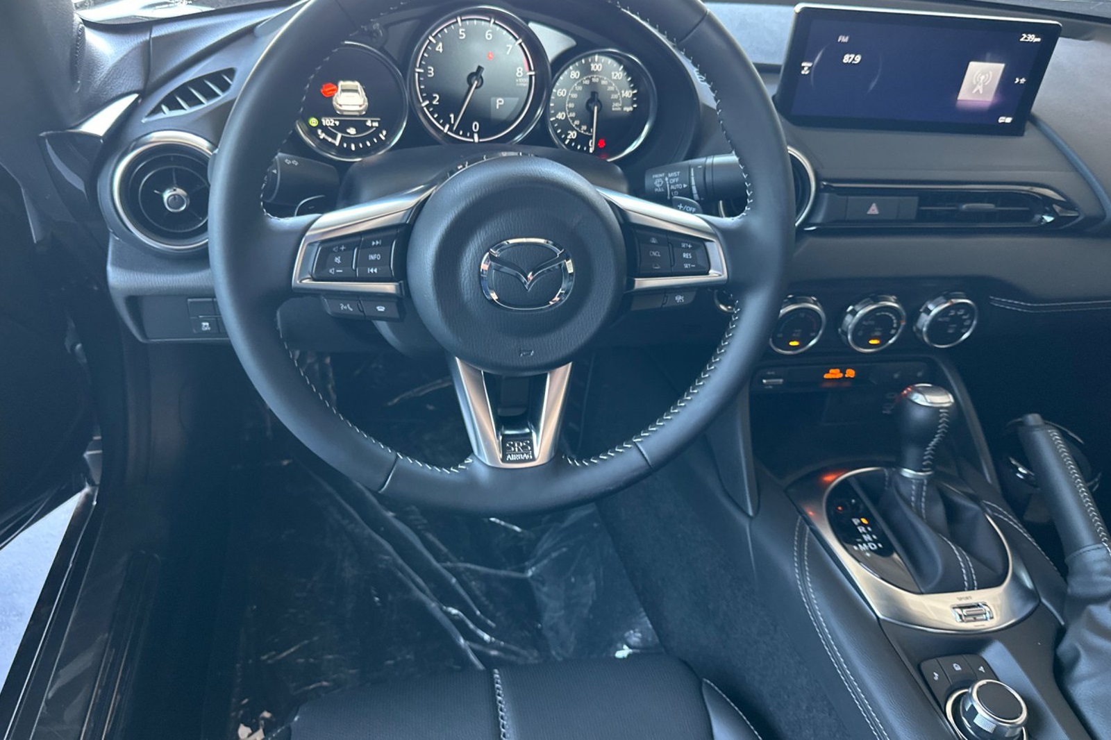 2025 Mazda MX-5 Miata Miata RF Grand Touring photo 13