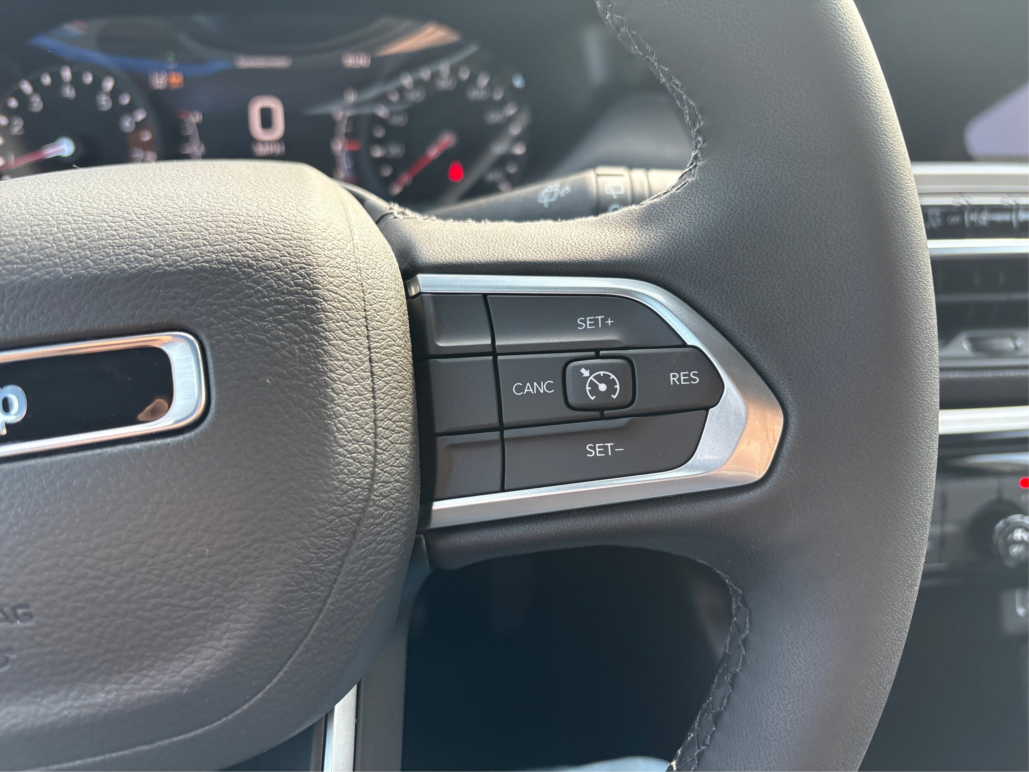 2025 Jeep Compass Latitude photo 16