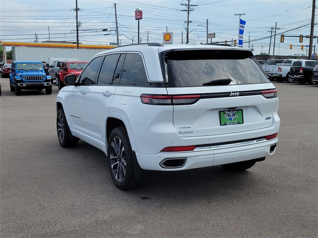 2022 Jeep Grand Cherokee Overland photo 7