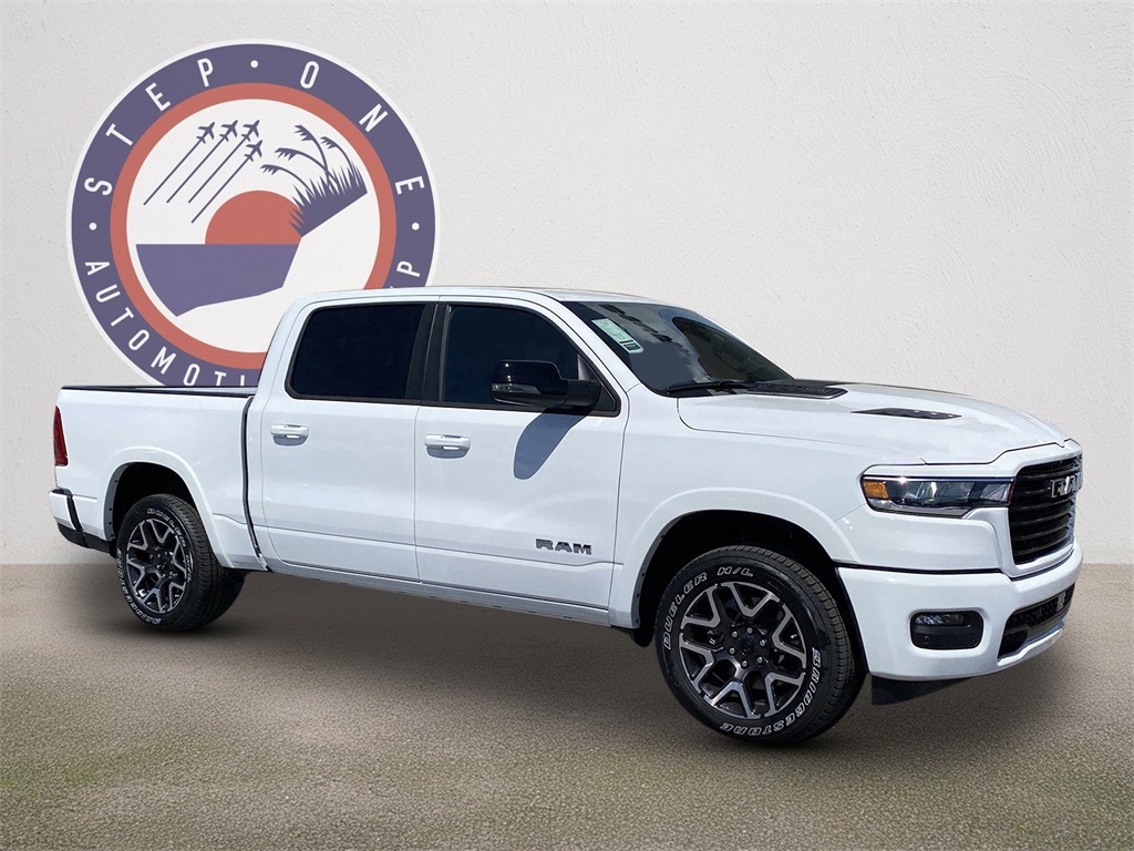2025 Ram 1500 Laramie photo 2