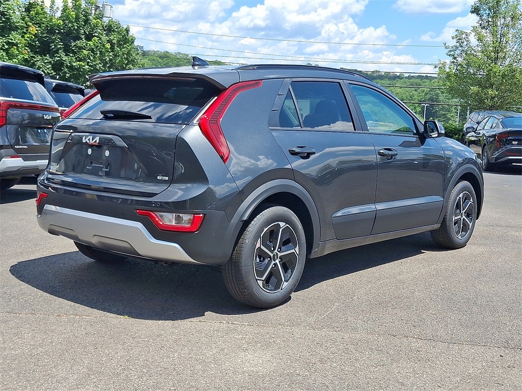 2025 Kia Niro EX photo 4