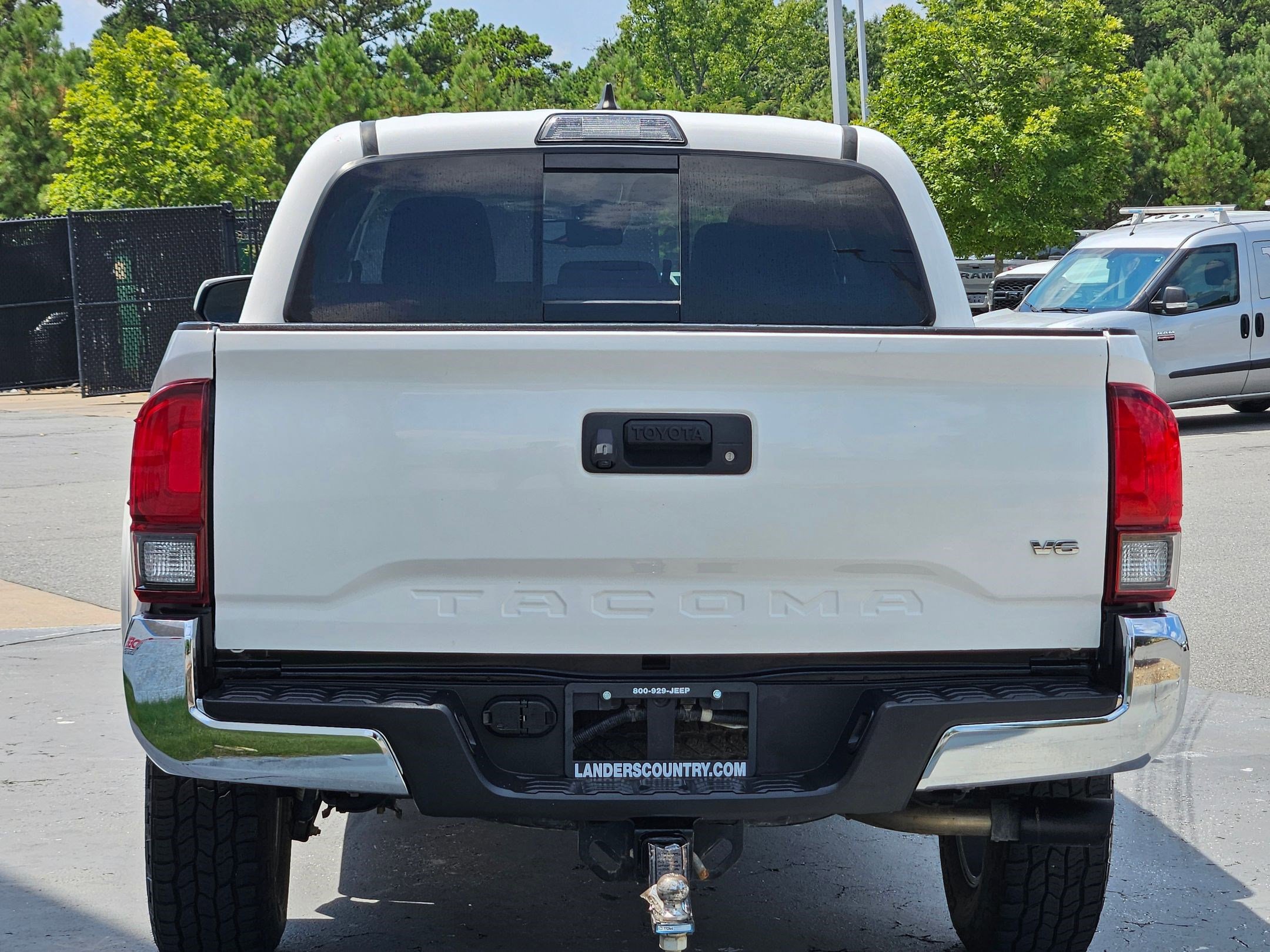 2018 Toyota Tacoma SR5 photo 5