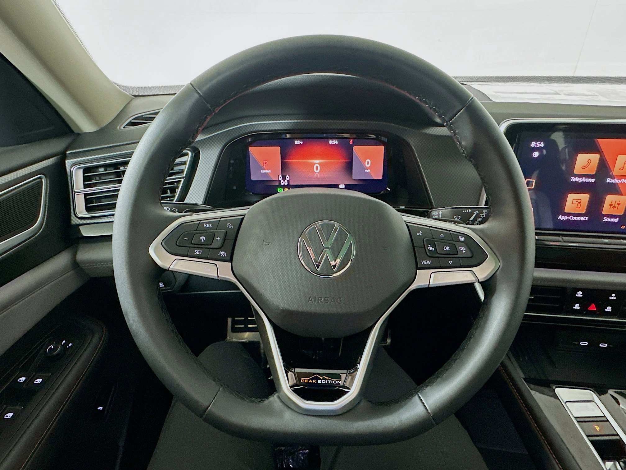 2025 Volkswagen Atlas Peak Edition SE Technology photo 10