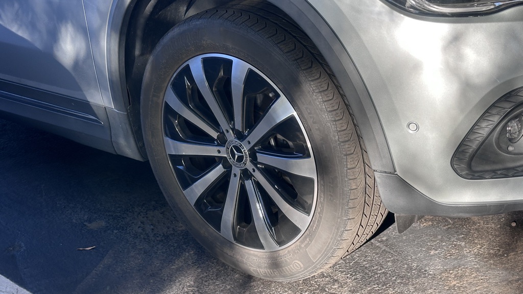 2021 Mercedes Benz GLA 250 4MATIC photo 2