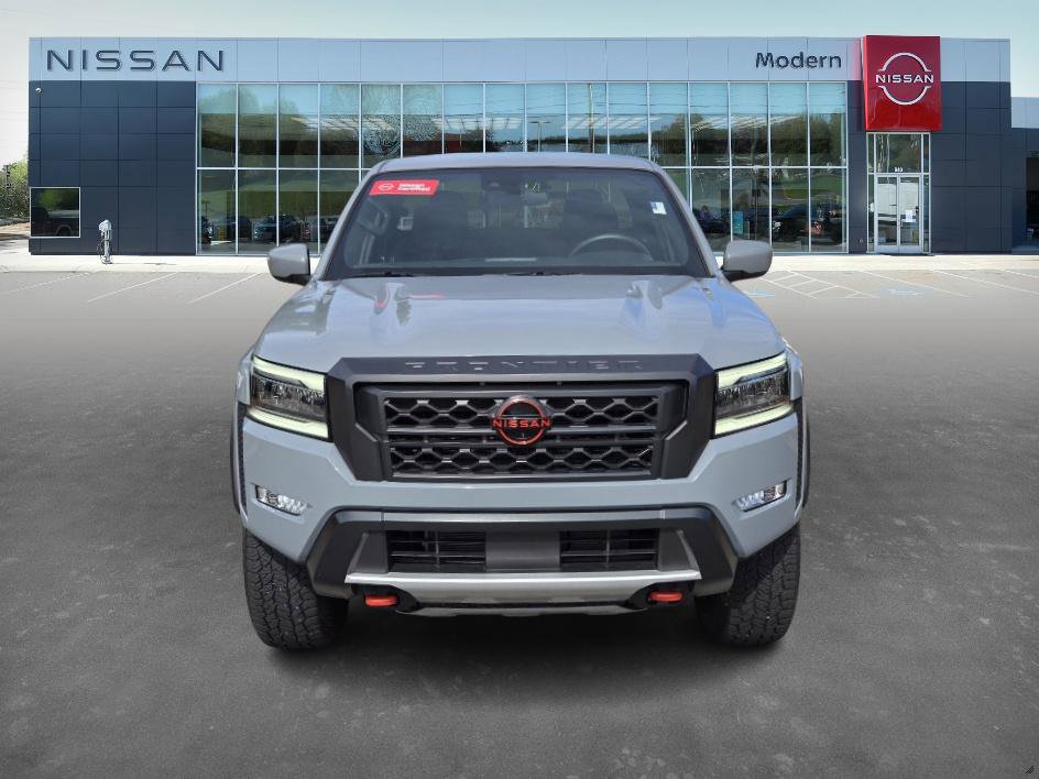 2024 Nissan Frontier PRO-4X photo 2
