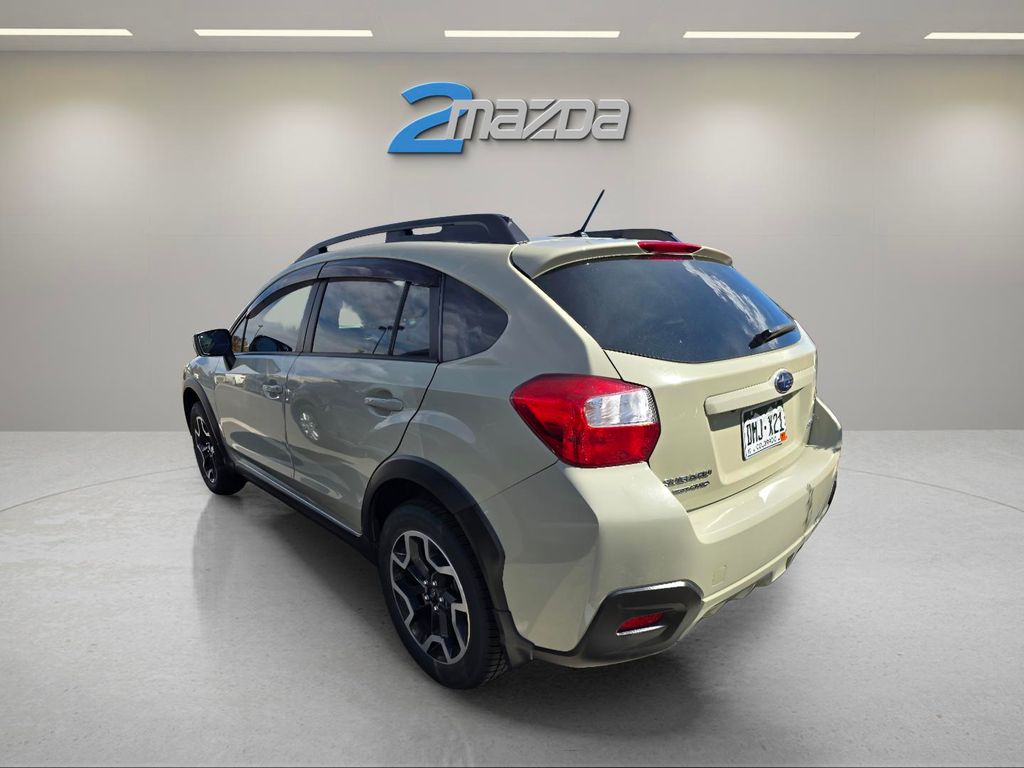 2017 Subaru Crosstrek Premium photo 2