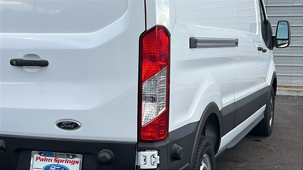2024 Ford Transit photo 9