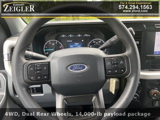 2024 Ford F-350 XLT photo 10
