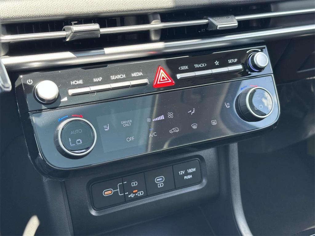 2025 Hyundai Tucson Hybrid SEL Convenience photo 17