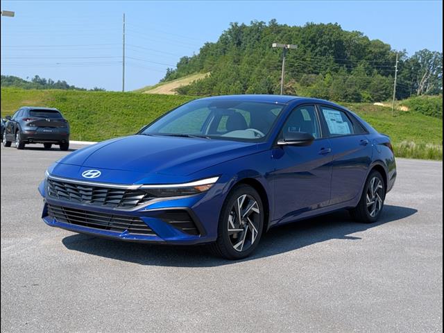 2025 Hyundai Elantra SEL Sport photo 3