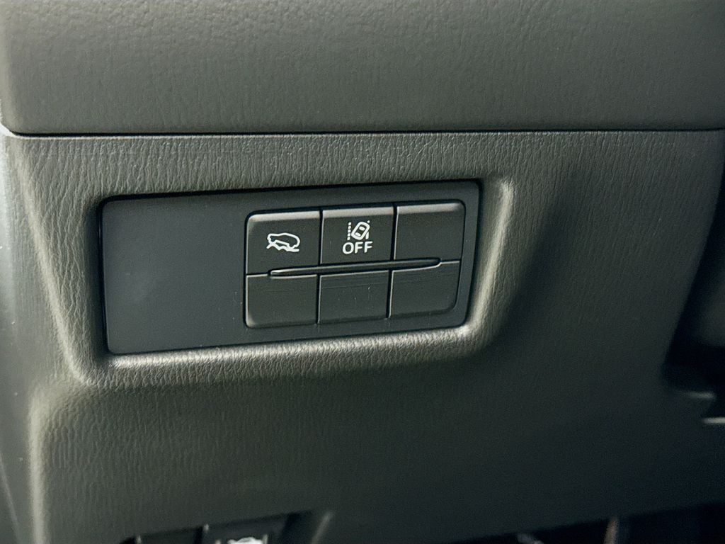 2025 Mazda CX-5 2.5 Select photo 10