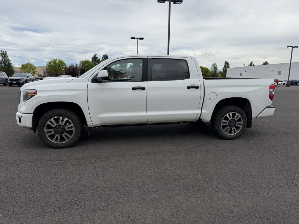 2018 Toyota Tundra SR5 photo 4