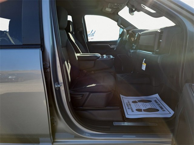 2026 Chevrolet Silverado 3500HD LT photo 12
