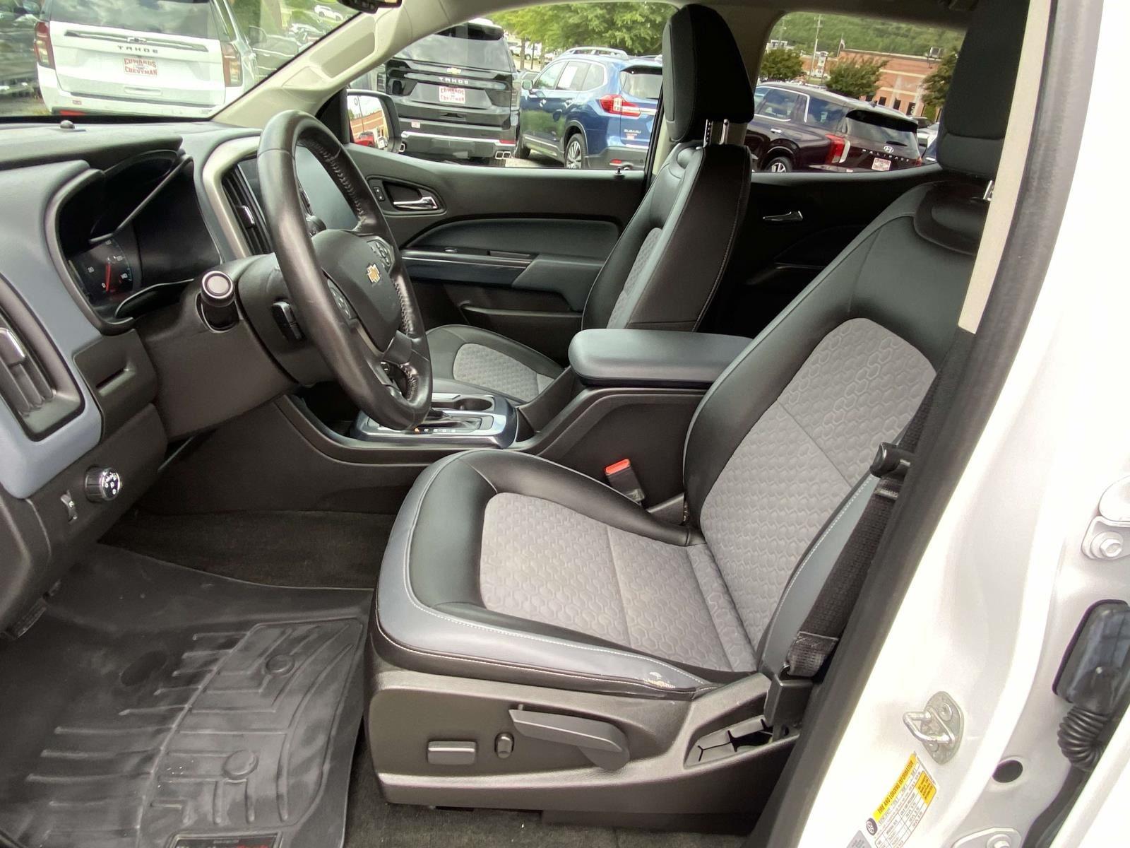2016 Chevrolet Colorado Z71 photo 2