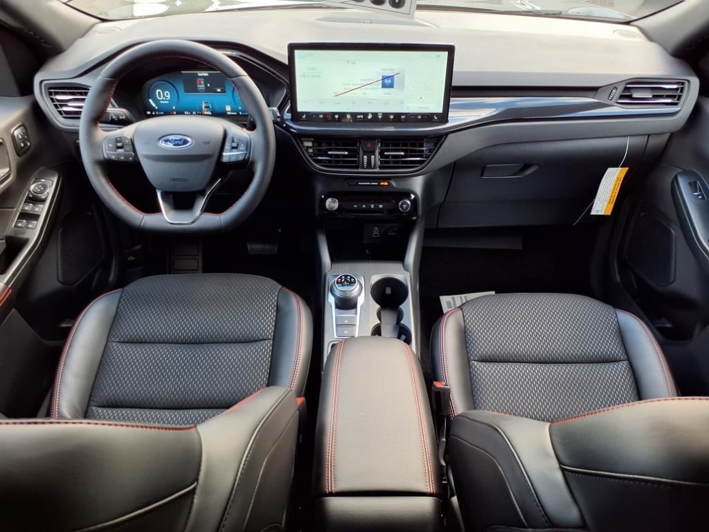 2025 Ford Escape ST-Line Select photo 10