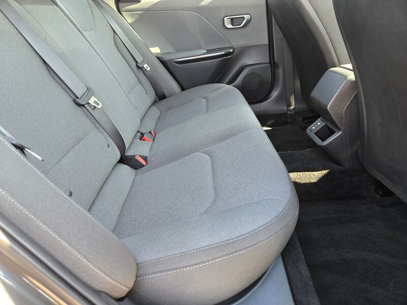 2025 Kia K4 LXS photo 13