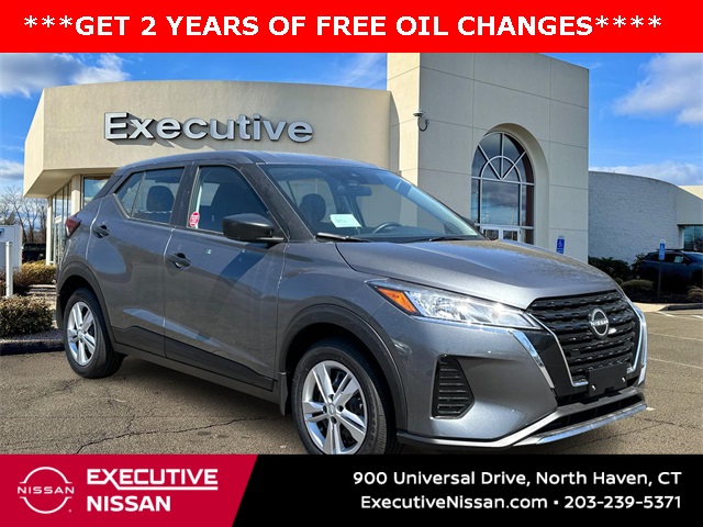 2025 Nissan KICKS PLAY Base's photo