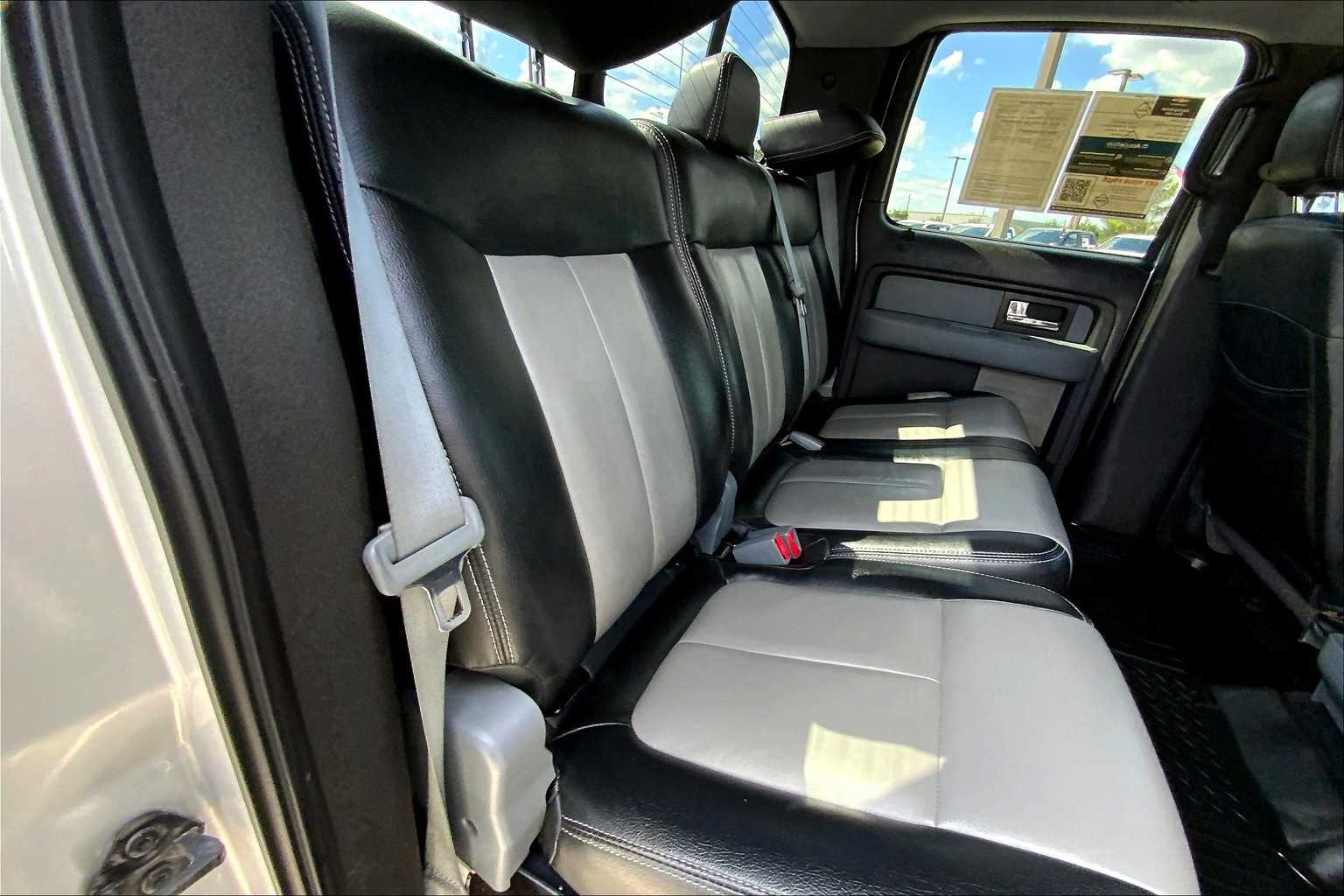 2013 Ford F-150 XLT photo 17