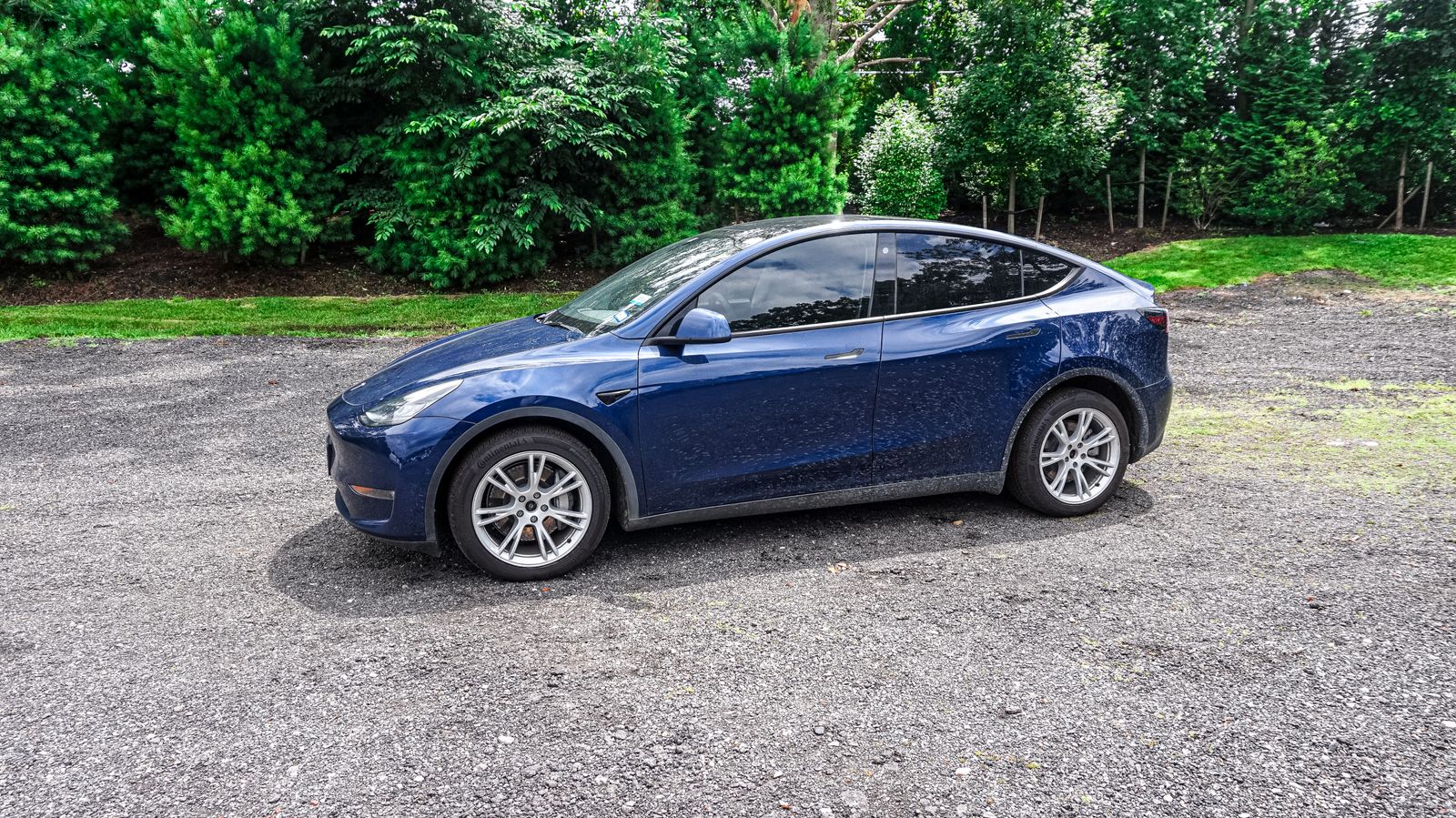 2022 Tesla Model Y Long Range photo 3