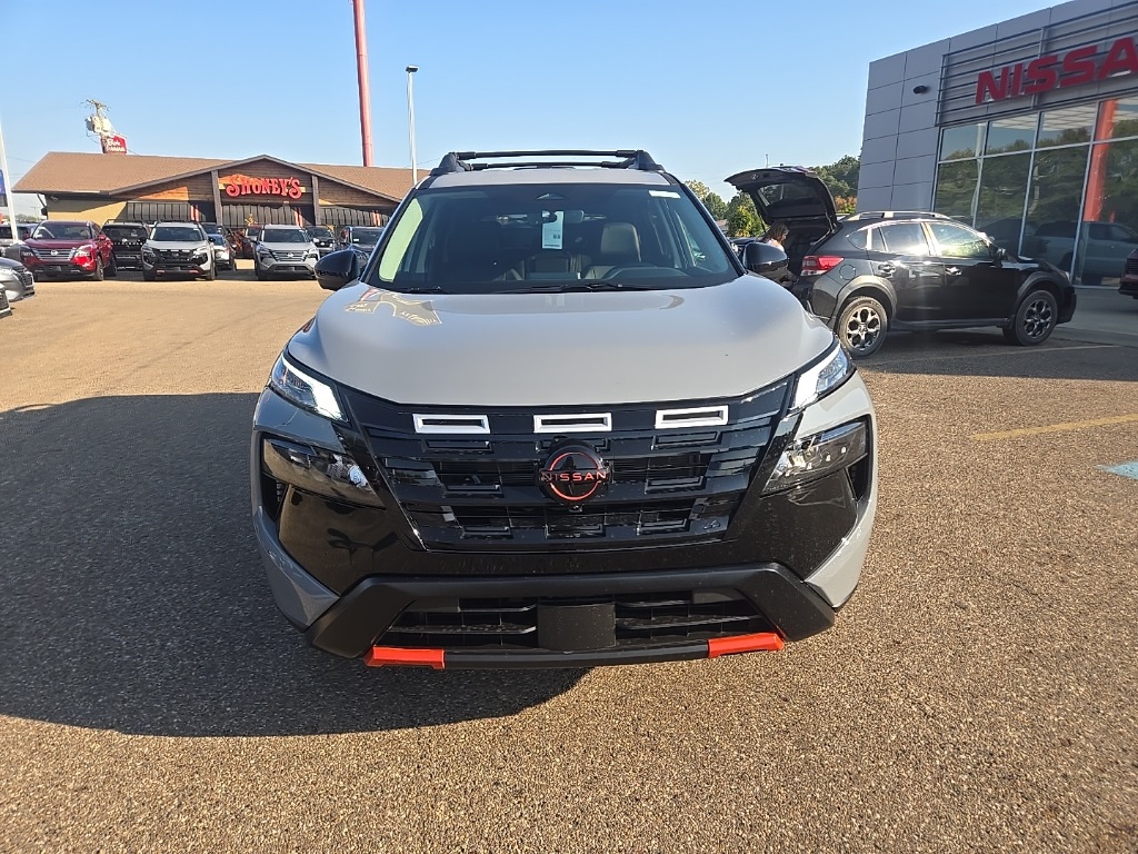 2026 Nissan Rogue SV photo 2