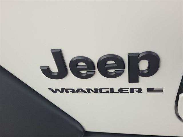 2025 Jeep Wrangler Willys photo 3