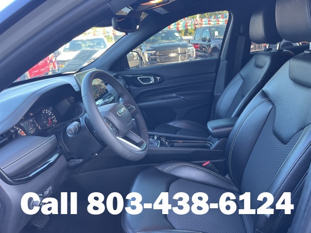 2023 Jeep Compass Altitude photo 3